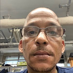 Meet your Posher, Dwight